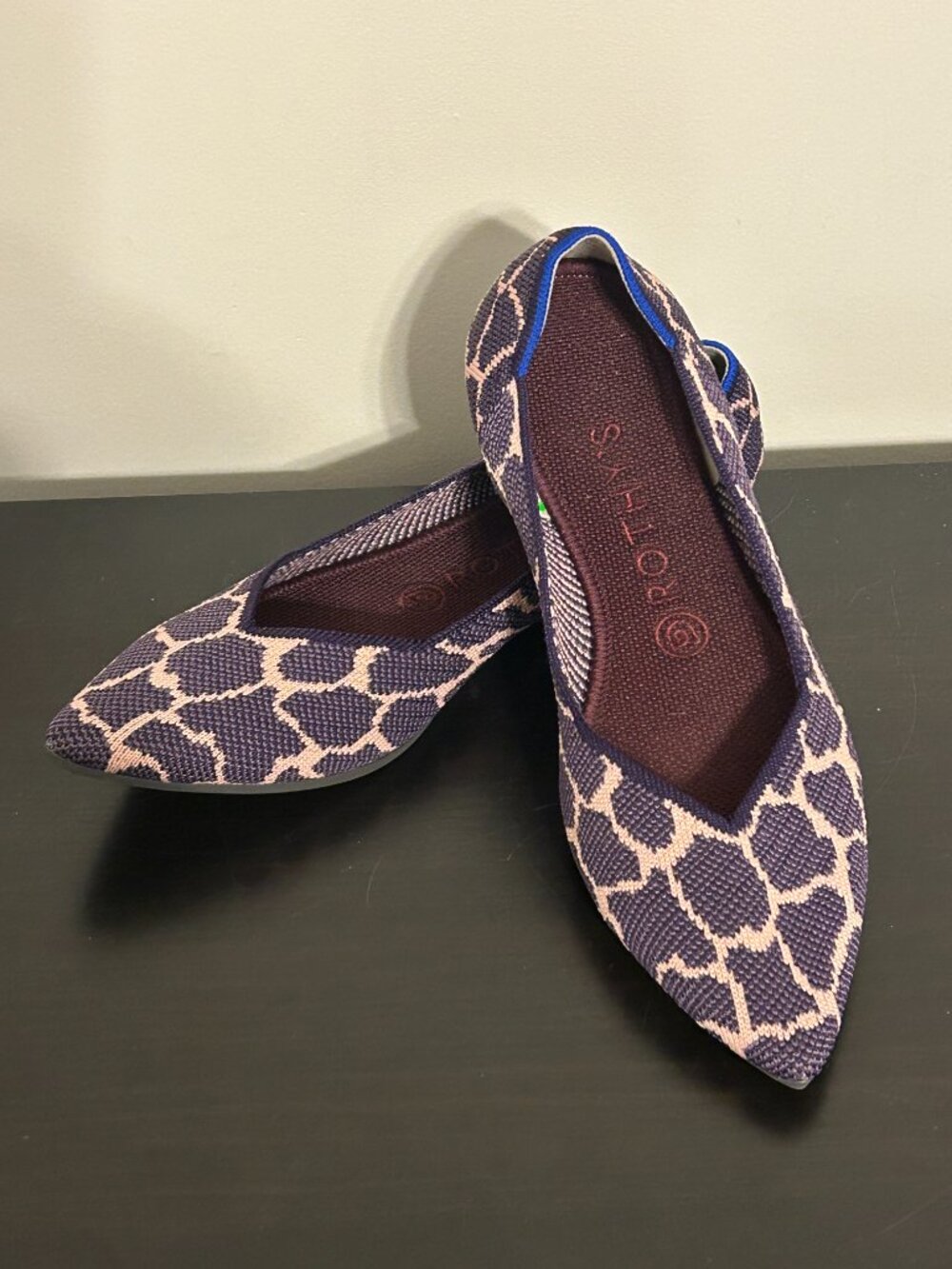 ROTHY'S Sz 9 Violet Giraffe Print The Point Slip-on Ballet Flats Shoes Retired